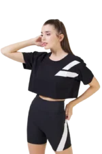 Levity Harper Cropped Tee - Sort - Bilde 4
