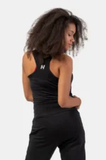 Nebbia Slim-fit Crop Tank Top Topper