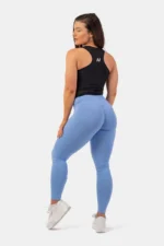 Nebbia Slim-fit Crop Tank Top Topper