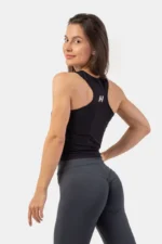 Nebbia Slim-fit Crop Tank Top Topper