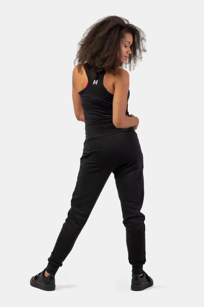 Nebbia Slim-fit Crop Tank Top  Topper