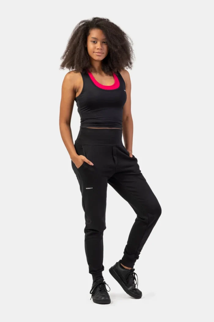 Nebbia Slim-fit Crop Tank Top  Topper